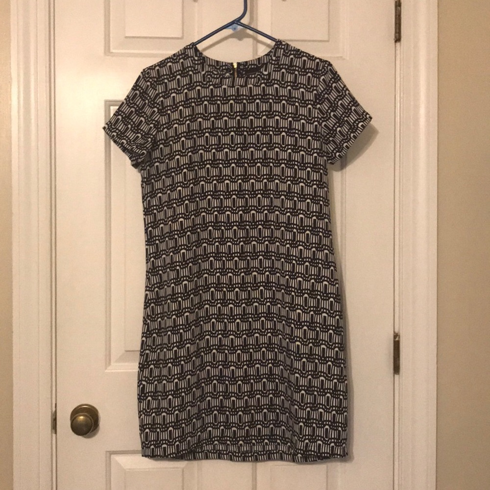 Great navy and white dress